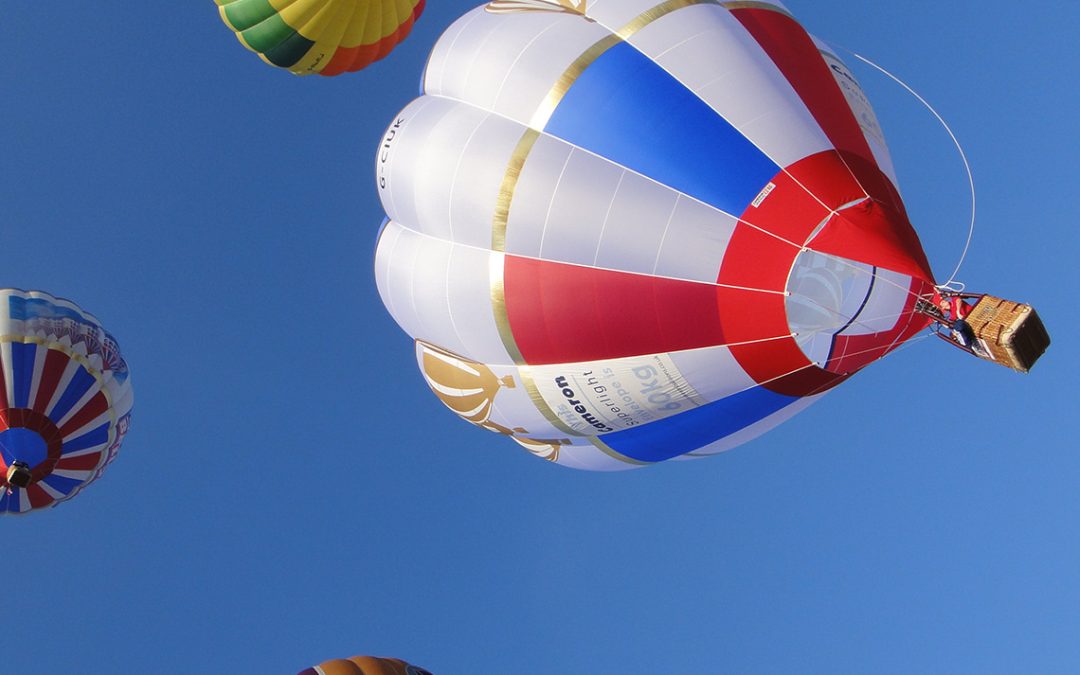 ERLEBNISFLUG MIT HEISSLUFTBALLON